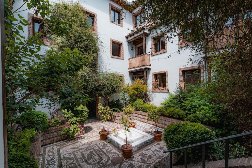 Qh Caldeleria Vieja Apartment Гранада Екстериор снимка
