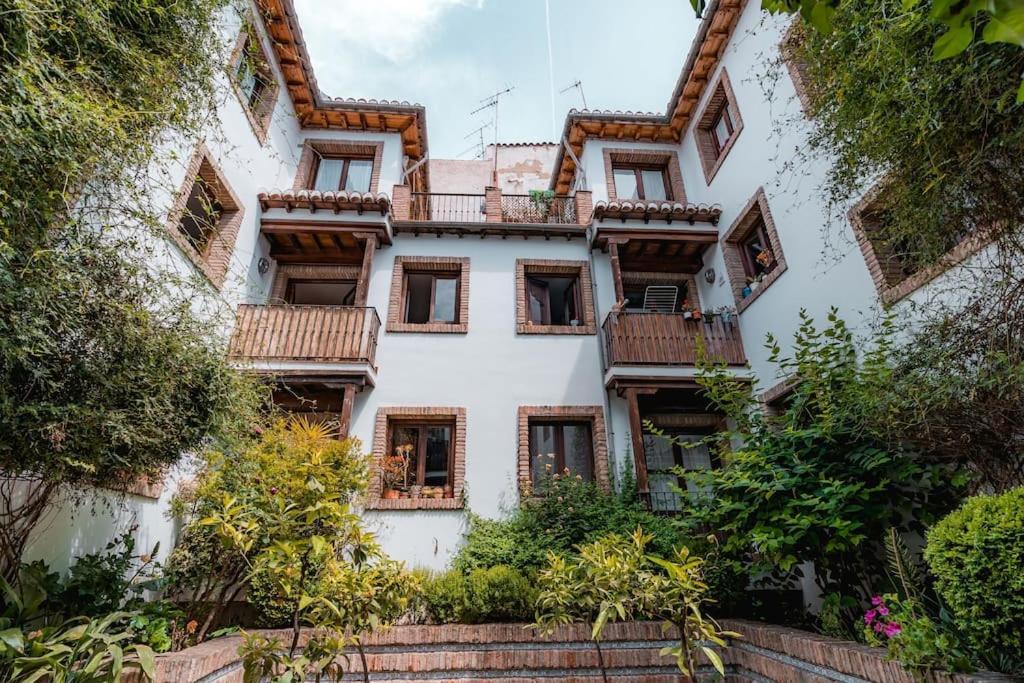 Qh Caldeleria Vieja Apartment Гранада Екстериор снимка
